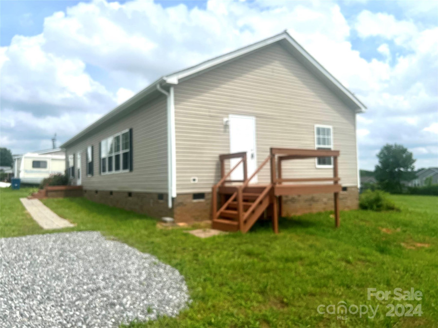 200 Olin Loop Olin, NC 28660