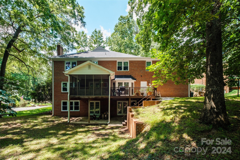 841 Stanhope Ln Matthews, NC 28105