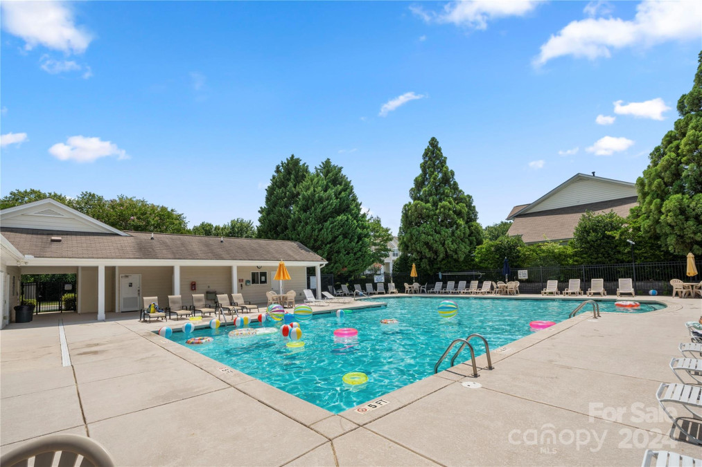 828 Gentlewinds Ct Fort Mill, SC 29708