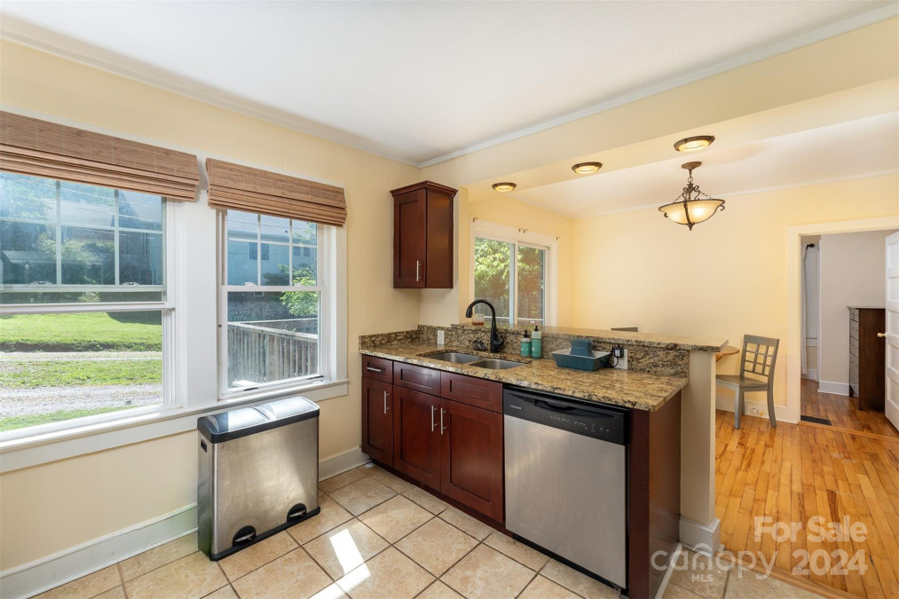 331 Fairview Rd Asheville, NC 28803