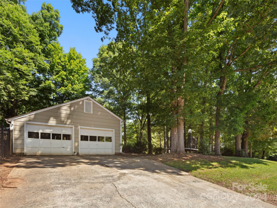 201 Castlegate Dr Morganton, NC 28655