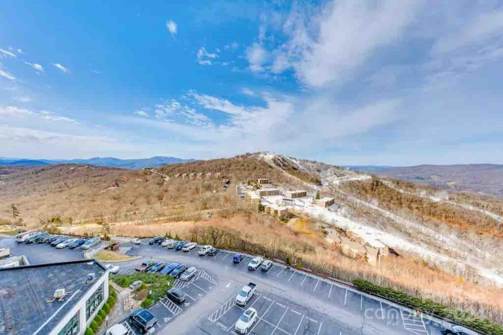 303 Sugar Top Dr Sugar Mountain, NC 28604