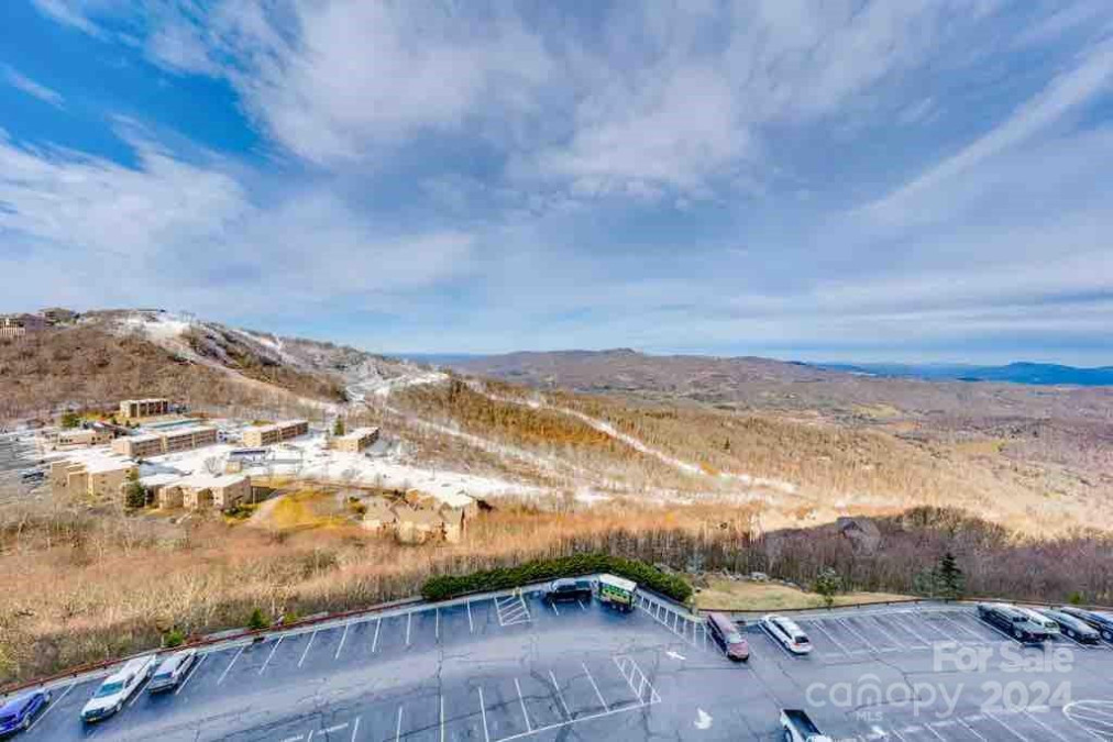 303 Sugar Top Dr Sugar Mountain, NC 28604