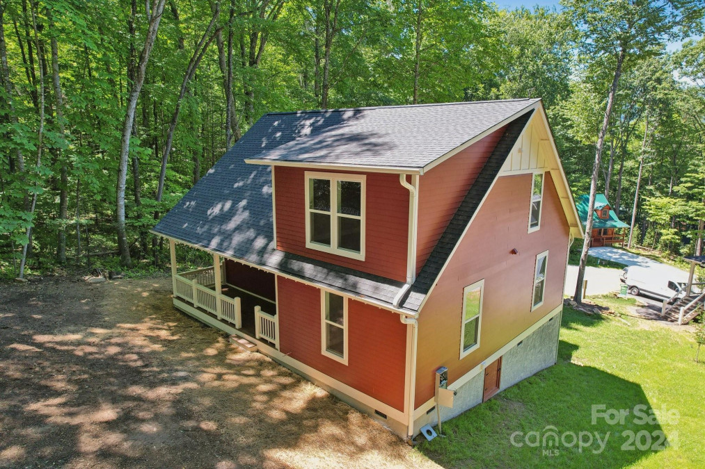 625 Twinbrook Ln Maggie Valley, NC 28751