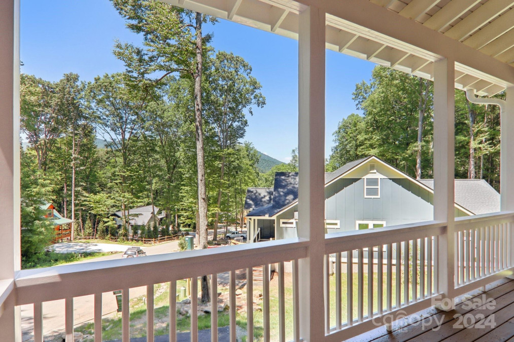 625 Twinbrook Ln Maggie Valley, NC 28751