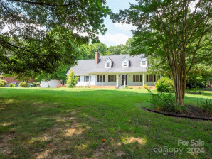 1320 Crown Forest Ln Monroe, NC 28112