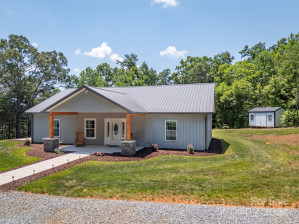 107 Grandview Dr Rutherfordton, NC 28139