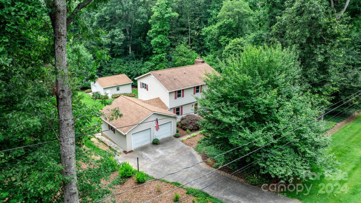 2894 Brookridge Dr Valdese, NC 28690