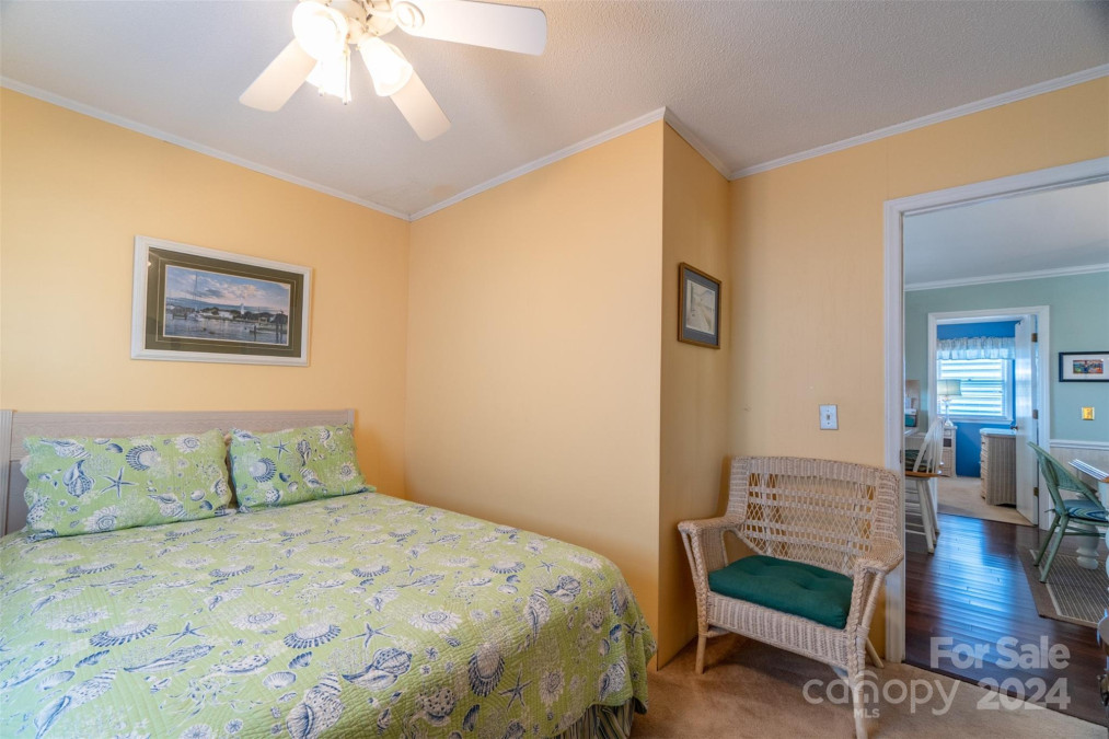 274 Second St Ocean Isle, NC 28469