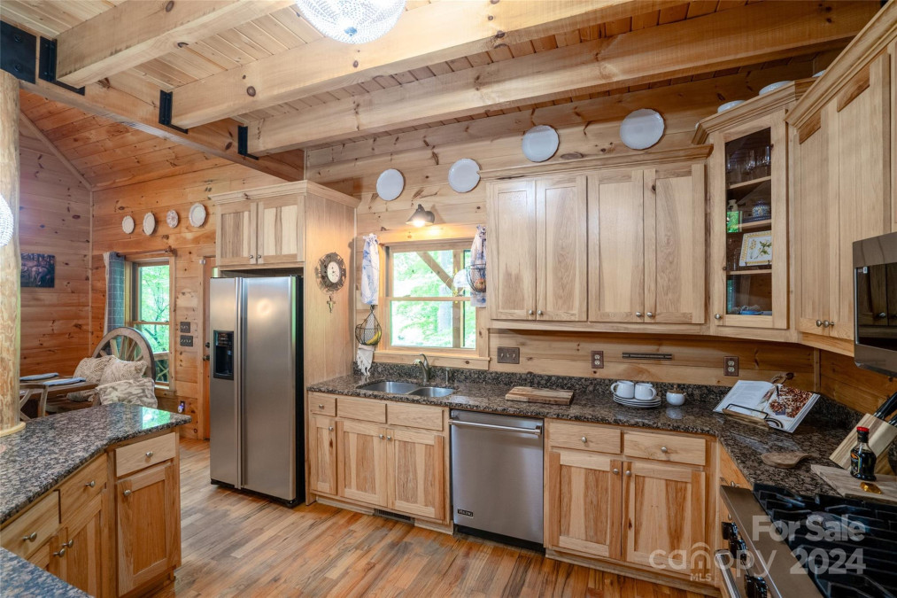 64 Hidden Springs Way Highlands, NC 28741