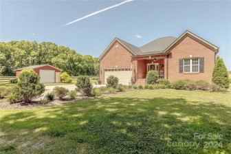 3611 Crow Rd Monroe, NC 28112