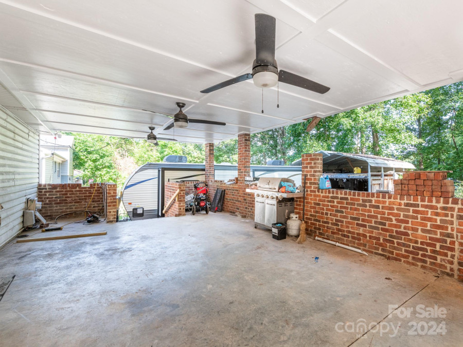 124 Shady Bluff Dr Gastonia, NC 28052