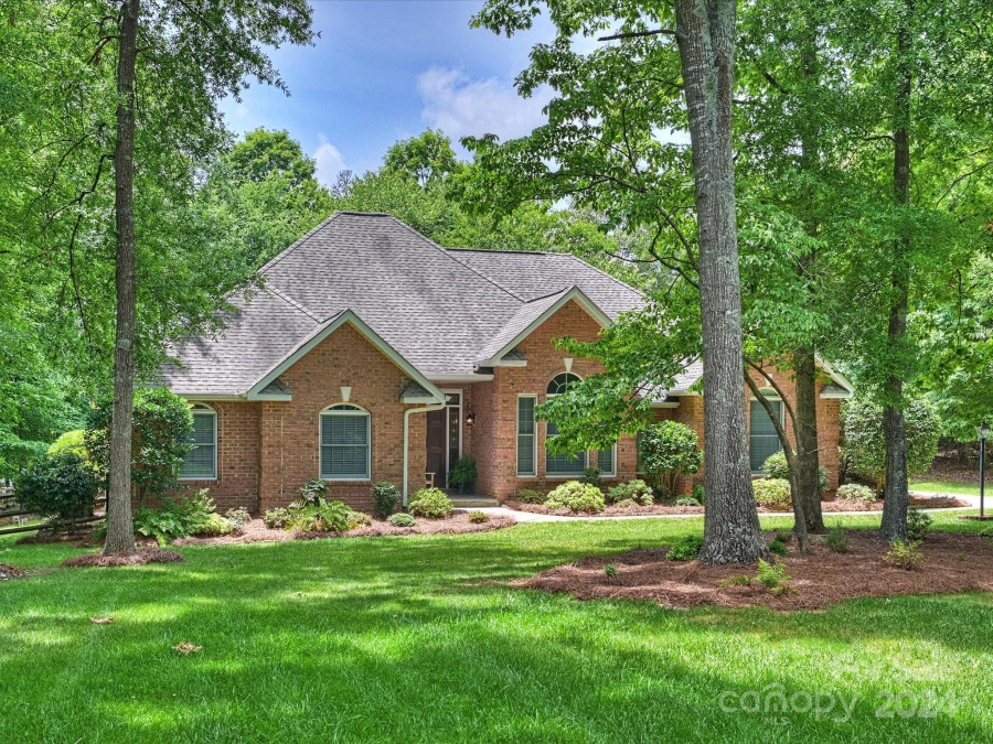 304 Caledonia Way Waxhaw, NC 28173