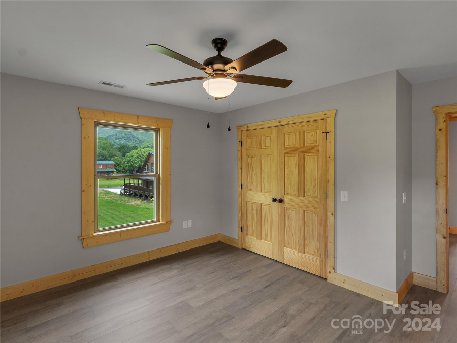 21 Kennerly Cv Maggie Valley, NC 28751