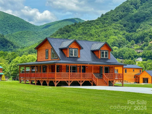 21 Kennerly Cv Maggie Valley, NC 28751