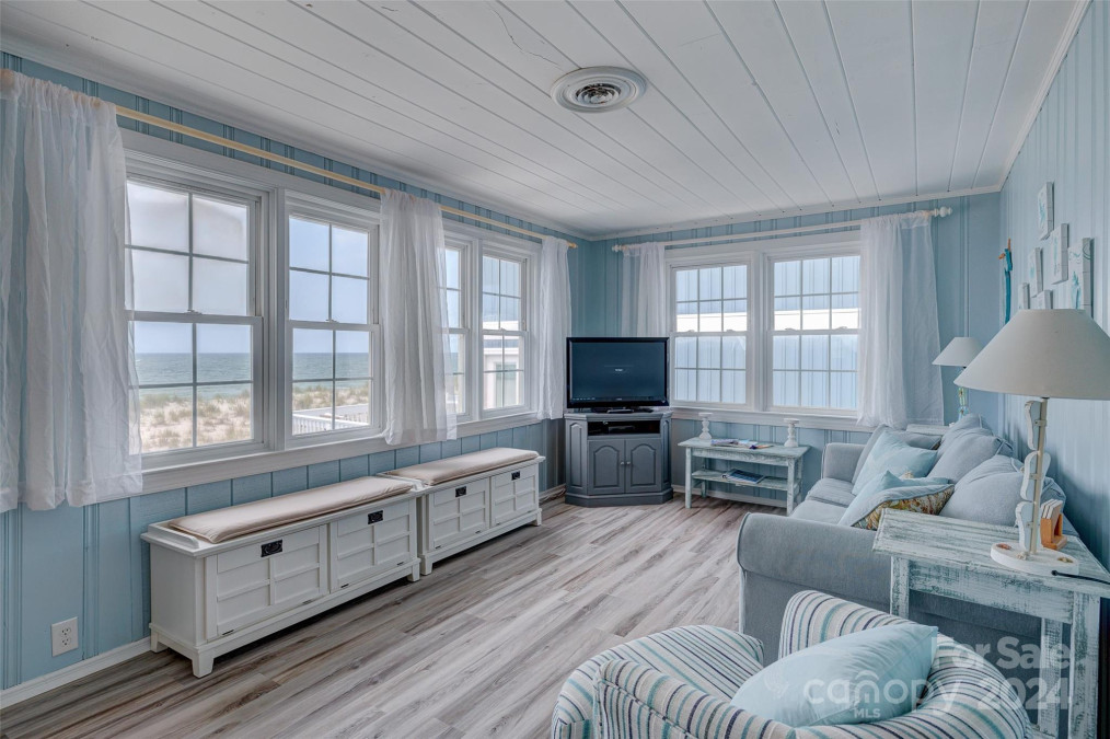 1115 Beach Dr Oak Island, NC 28465