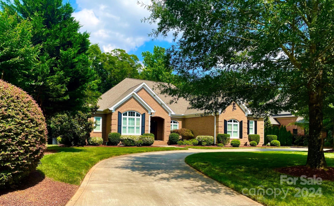 719 Mendenhall Ct Fort Mill, SC 29715