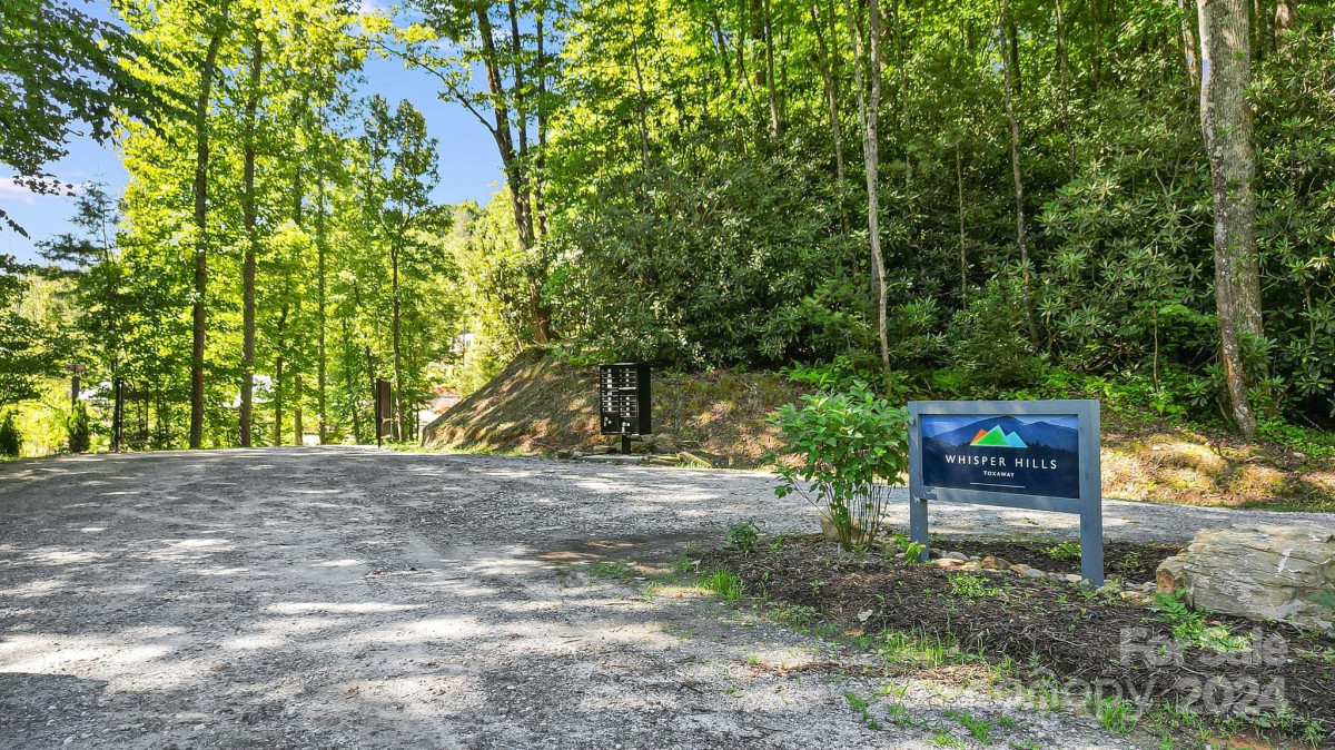 110 South Fork Trl Lake Toxaway, NC 28747