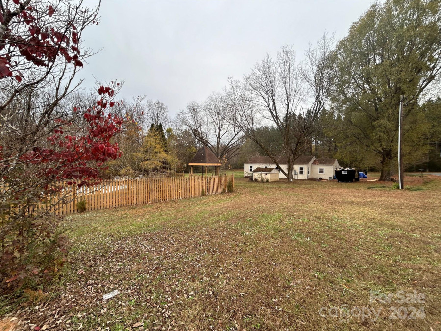 32485 Valley Dr Albemarle, NC 28001