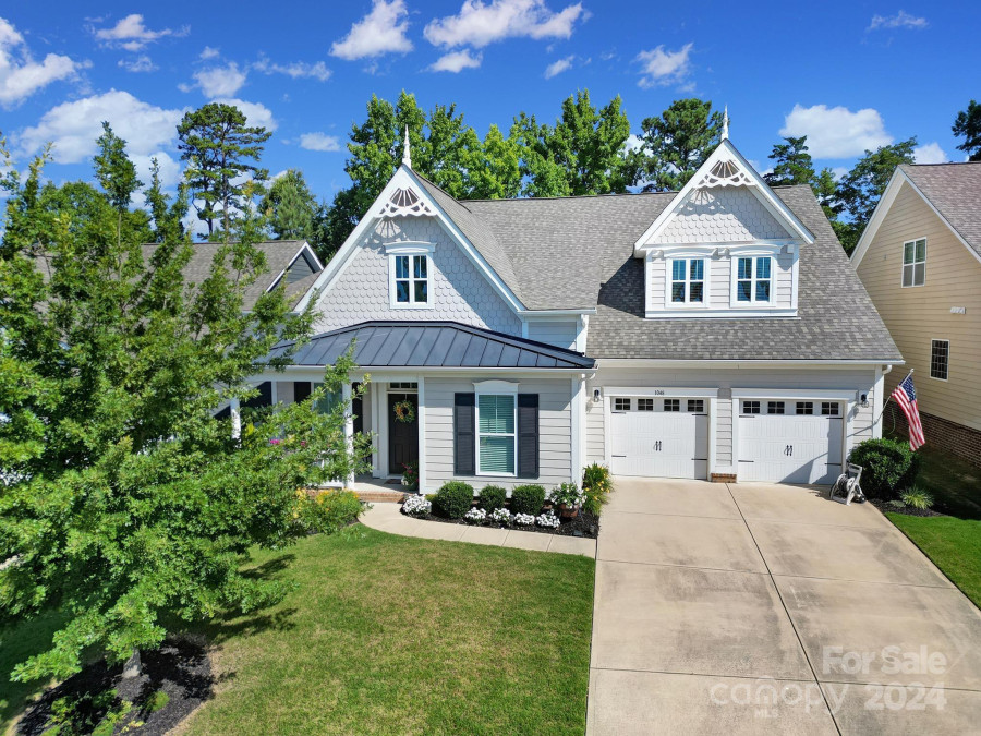 1048 Cameron Creek Pw Tega Cay, SC 29708