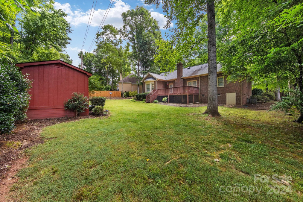 3418 Shadow Lake Ln Matthews, NC 28104