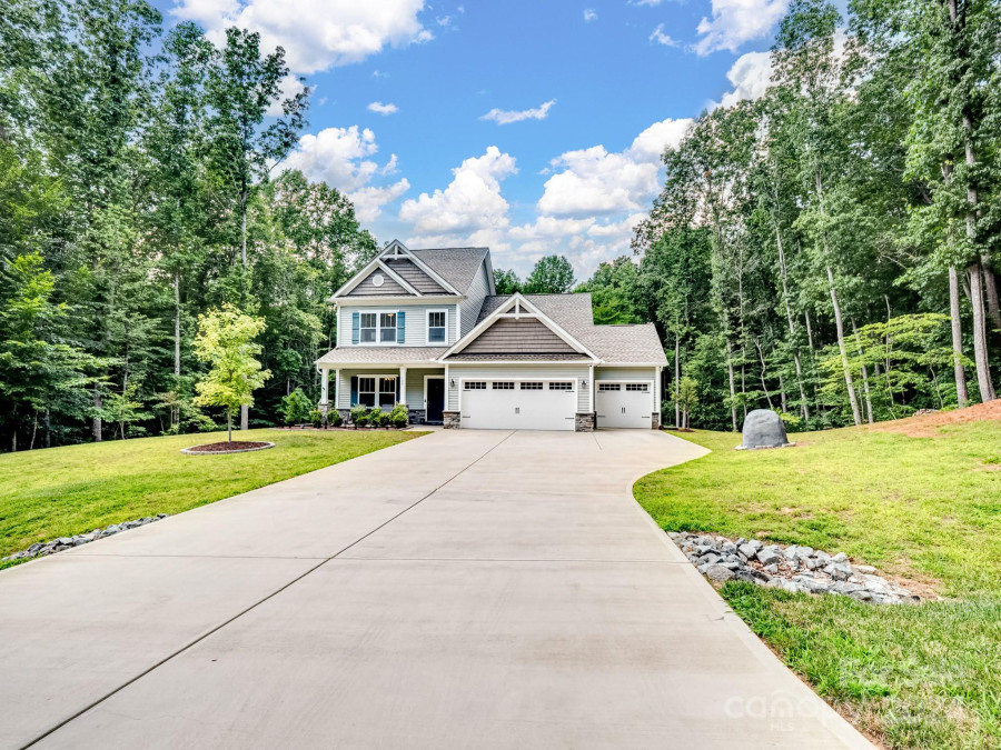 128 Harbor Watch Dr Statesville, NC 28677