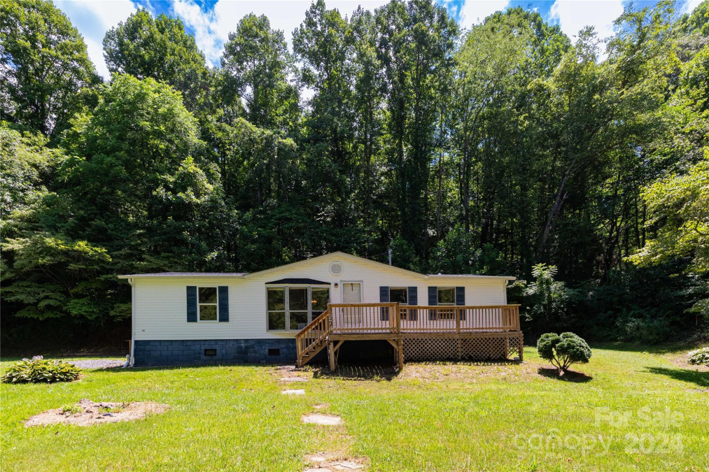 274 Spicewood Trl Mars Hill, NC 28754