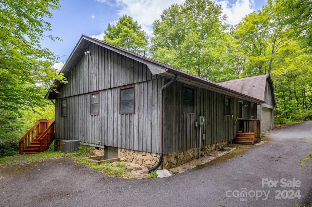 455 Hemlock Hill Rd Boone, NC 28607