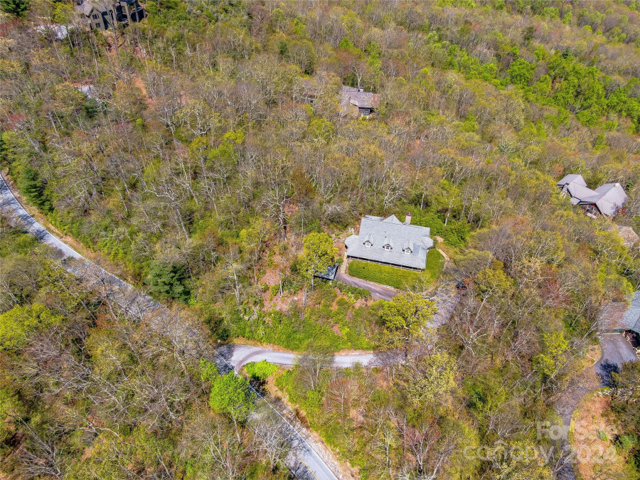 434 Toxaway Dr Lake Toxaway, NC 28747