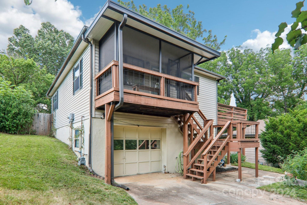 213 Edgar St Asheville, NC 28806