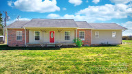 927 Happy Plains Rd Taylorsville, NC 28681