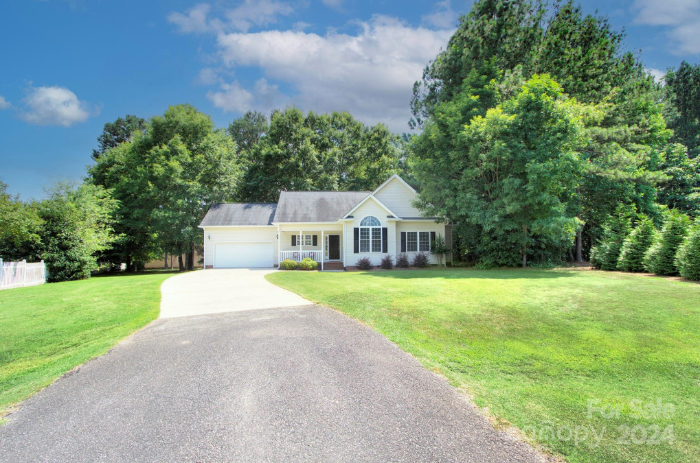 2141 Dolly Rose Dr York, SC 29745