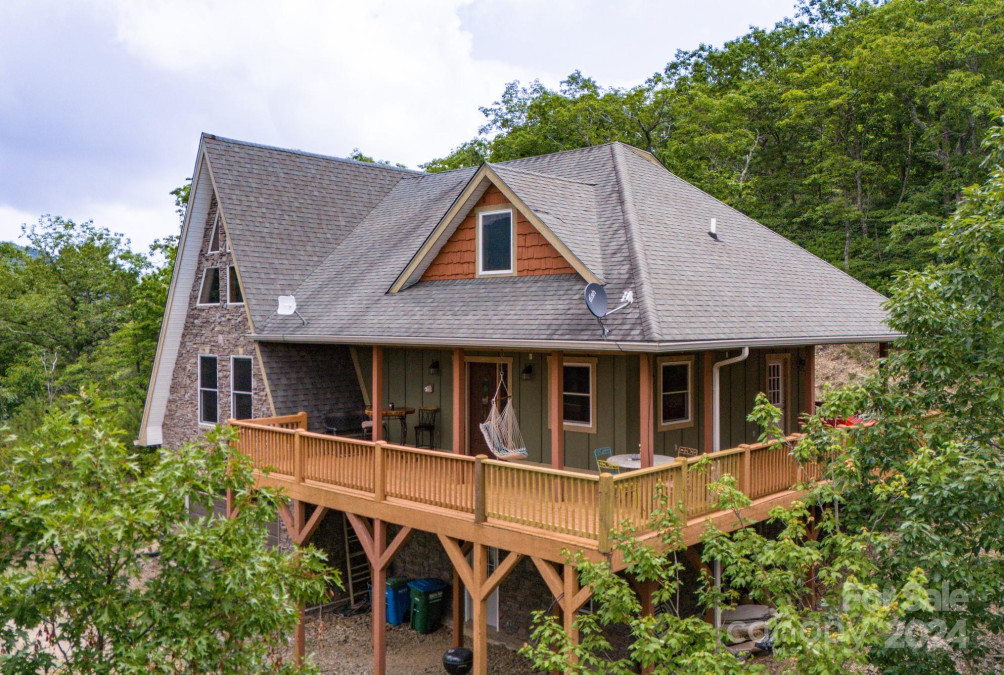 325 Continental Divide Rg Fairview, NC 28730