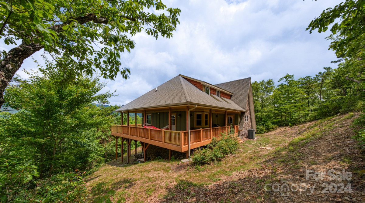 325 Continental Divide Rg Fairview, NC 28730