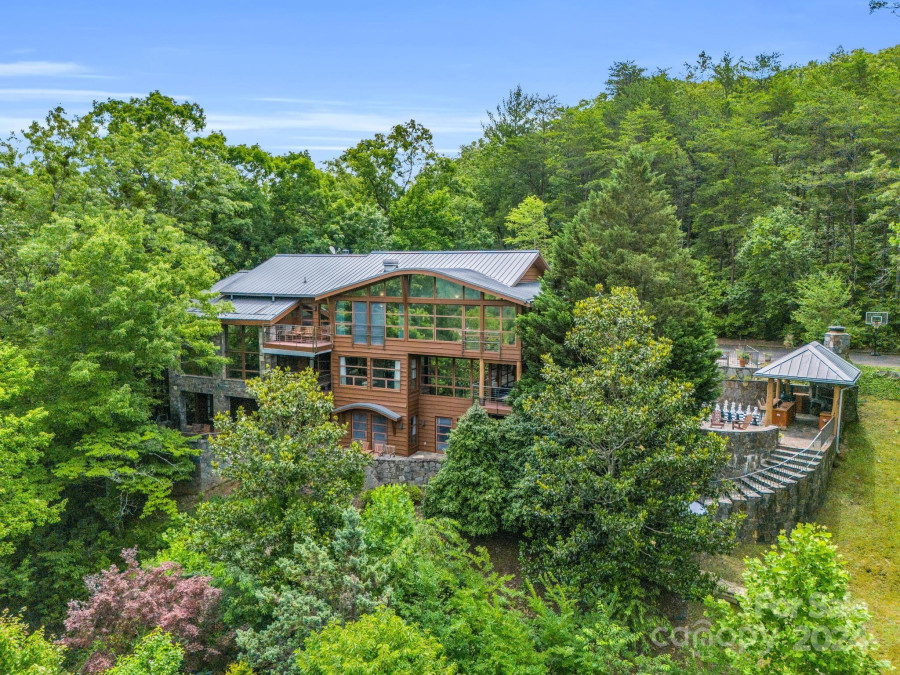 161 Waterside Dr Lake Lure, NC 28746