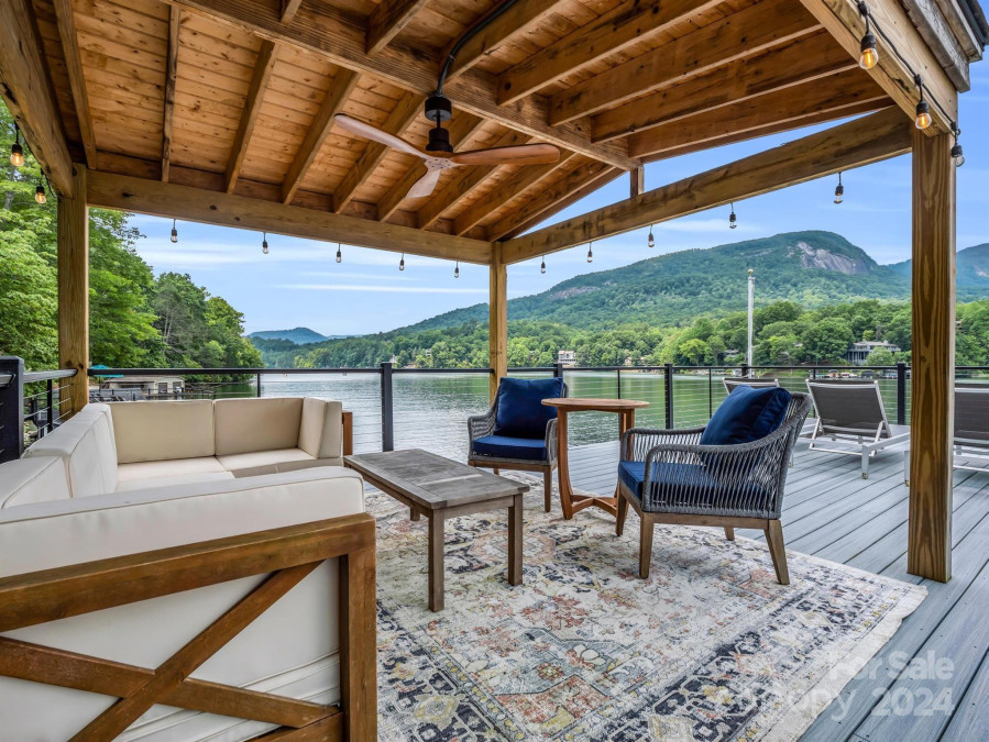 161 Waterside Dr Lake Lure, NC 28746