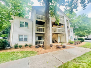 1032 Churchill Downs Ct Charlotte, NC 28211