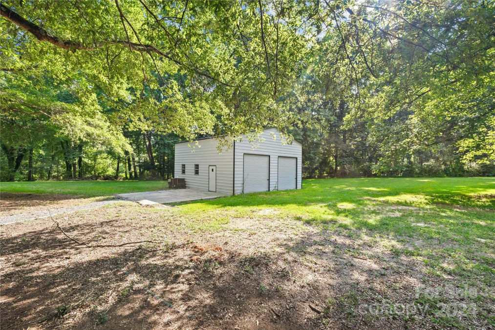 6329 Windy Knoll Ln Mint Hill, NC 28227