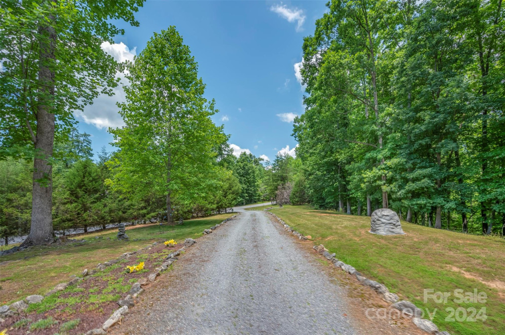 1026 Clearwater Pw Rutherfordton, NC 28139