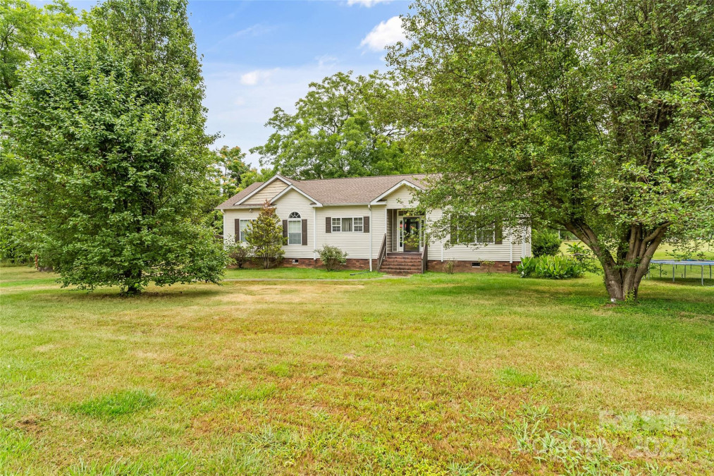 3951 Springs Rd Conover, NC 28613