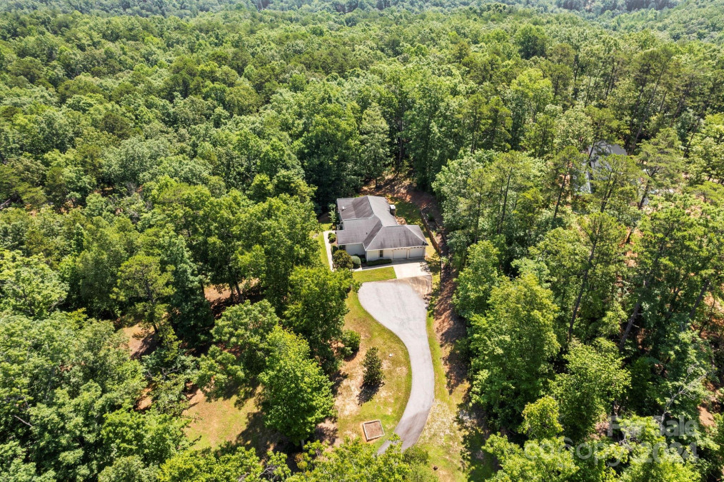 232 Wild Haven Way Mill Spring, NC 28756