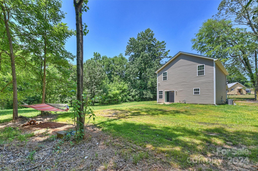 317 Bell St Mount Holly, NC 28120