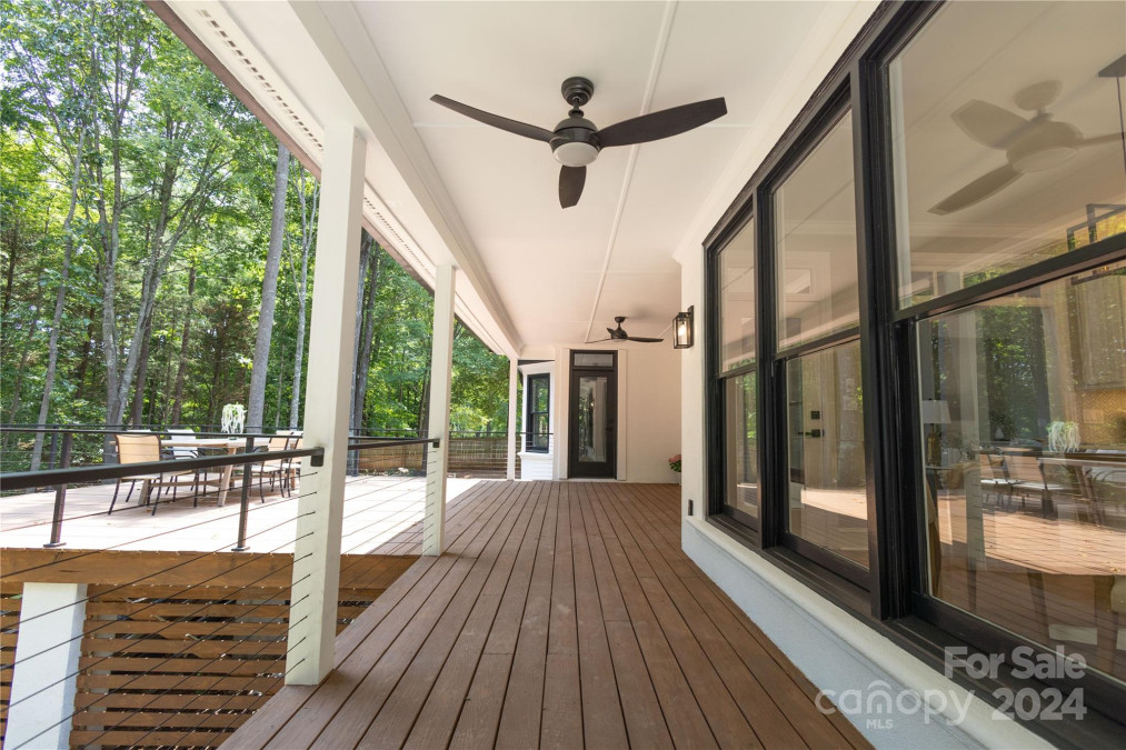 6050 Bluebird Hill Ln Matthews, NC 28104