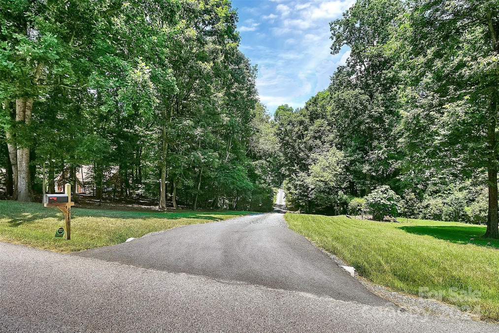 6748 Stonebridge Ln Clover, SC 29710