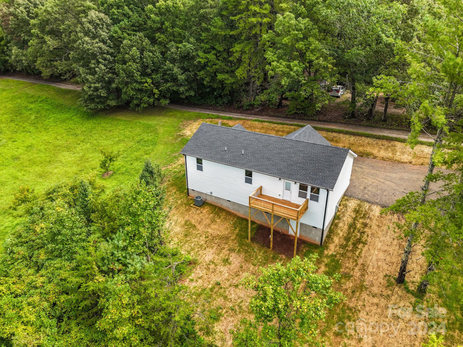 7 Greenridge Rd Weaverville, NC 28787