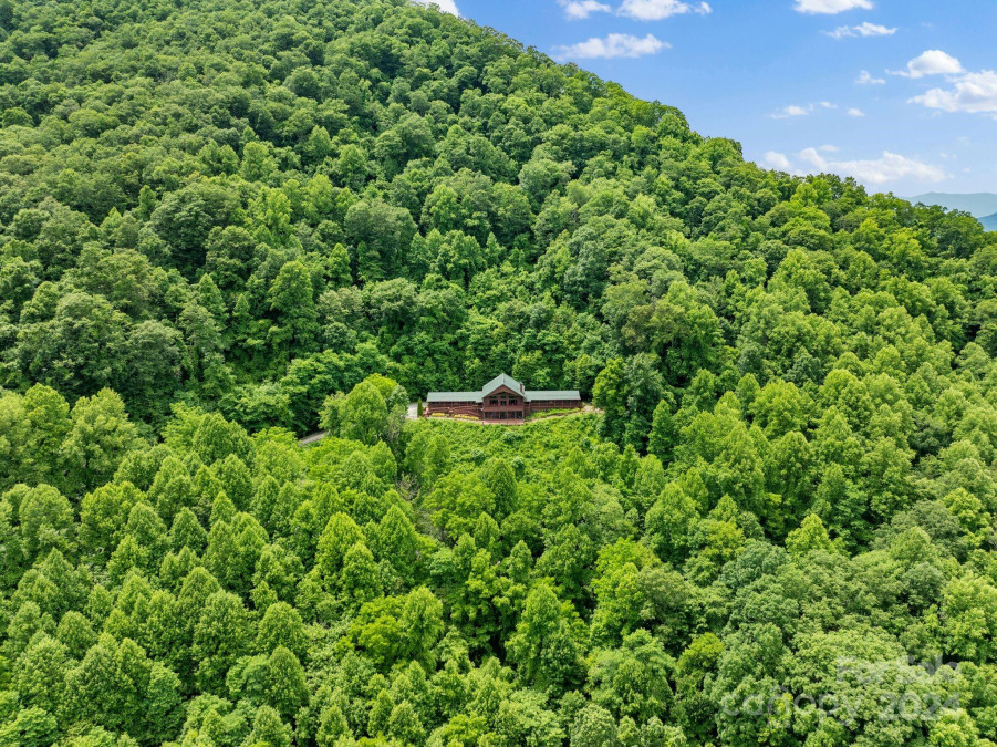 750 Bee Branch Rd Bryson City, NC 28713