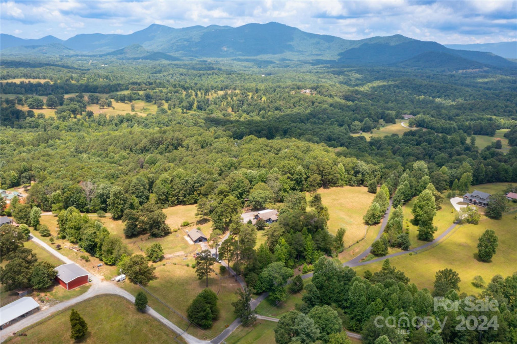 571 Bill Holbert Rd Tryon, NC 28782