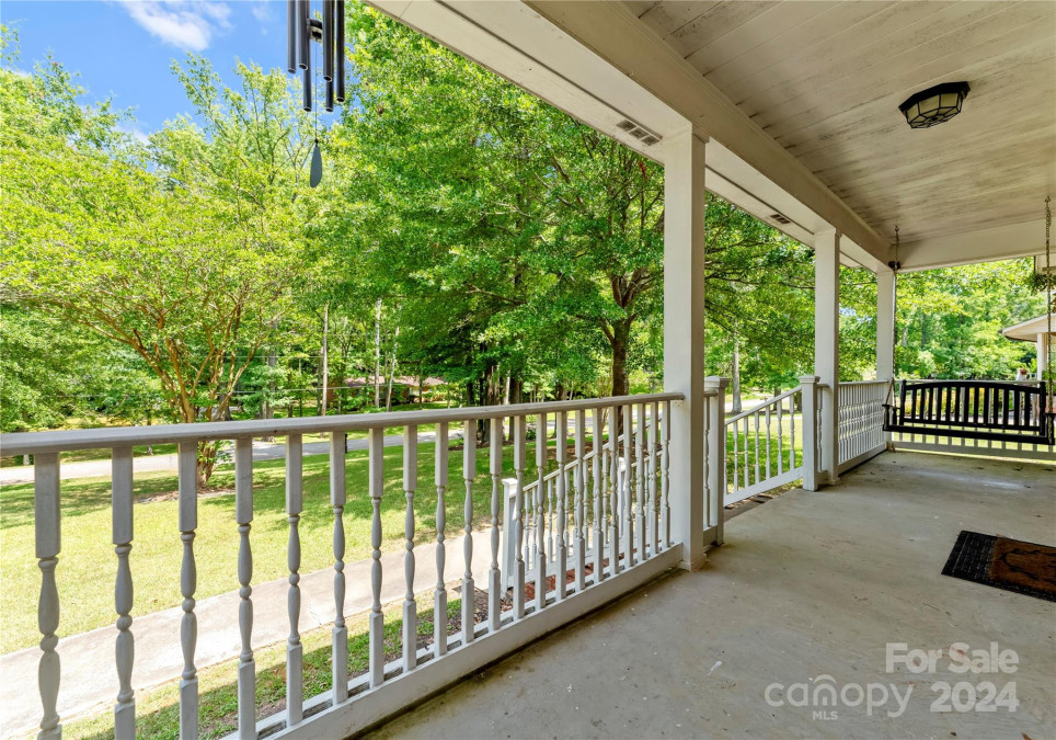 815 Lakeside Cir Lancaster, SC 29720