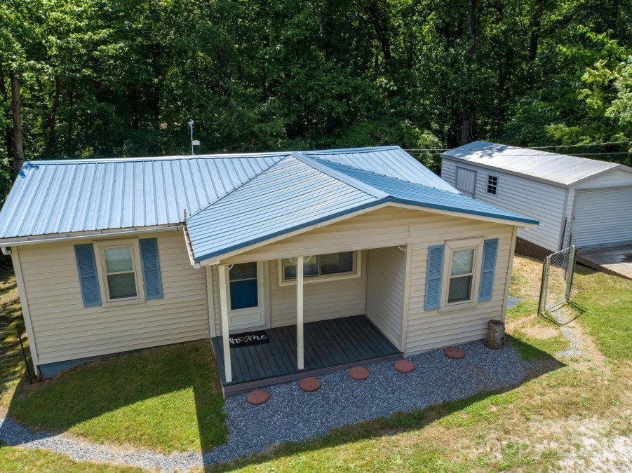 4134 Cook Road Extension Valdese, NC 28690