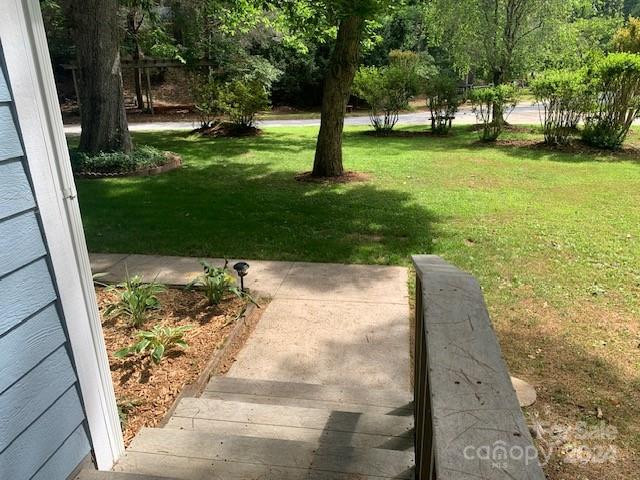 35 Lakemont Cottage Trl Flat Rock, NC 28731